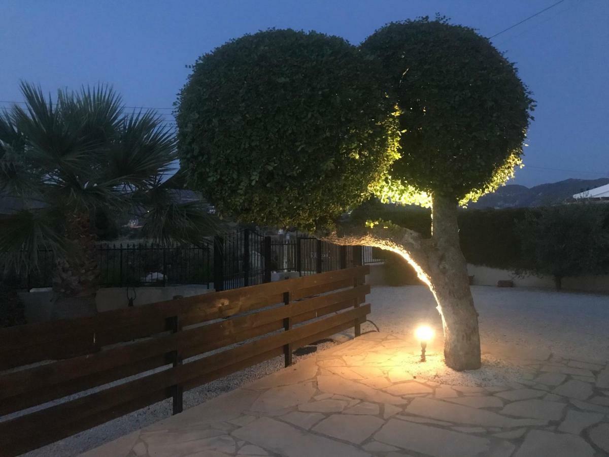 Lilly Villa Peyia Dış mekan fotoğraf